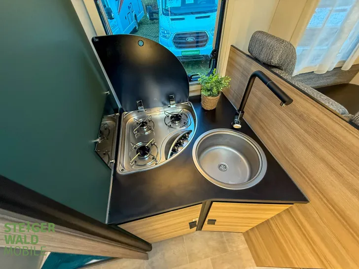 Fahrzeugbild Rimor Kilig 95 Plus*Lithium*Automatik*165ps #20