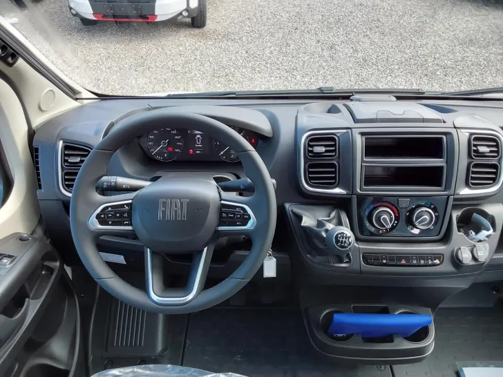 Fahrzeugbild Dethleffs Globetrail Active 600 DS Fiat Schlafdach+Markise #9