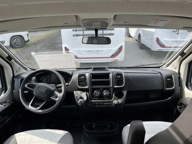 Fahrzeugbild Sunlight T 58 Adventure Edition Hubbett+90ltr Dieseltank* #7