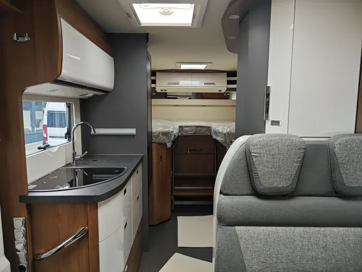 Fahrzeugbild Carthago C1-tourer T 143 KB LE comfort Mercedes #18
