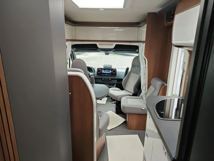 Fahrzeugbild Carthago C1-tourer T 143 KB LE comfort Mercedes #19