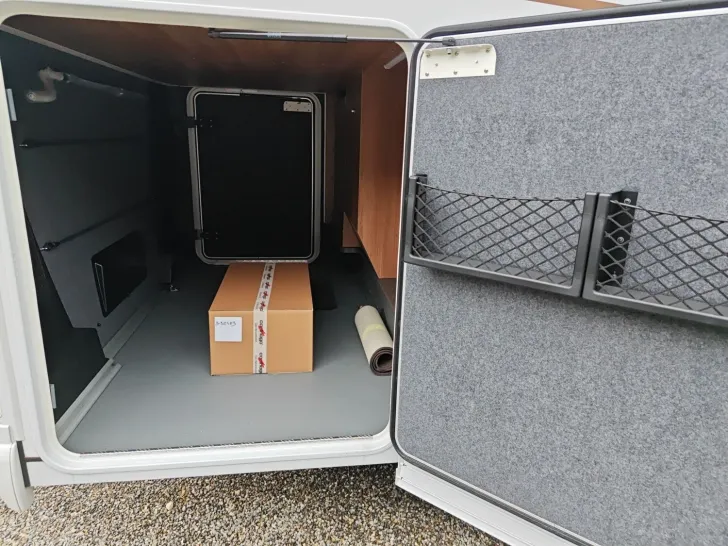 Fahrzeugbild Carthago C1-tourer T 143 KB LE comfort Mercedes #20