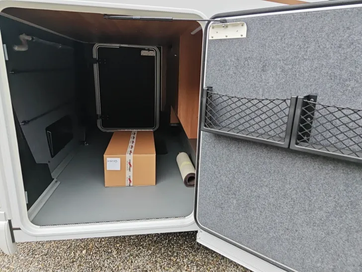 Fahrzeugbild Carthago C1-tourer T 143 KB LE comfort Mercedes #20