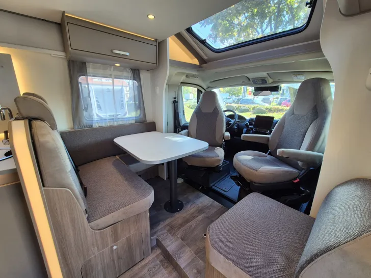 Fahrzeugbild Carado T447 pro+ *180PS*Automatik*LED*Hubbett*Navi* #14