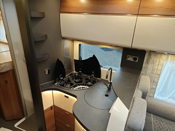 Fahrzeugbild Carthago C2-tourer I 145 RB LE comfort Mercedes #13