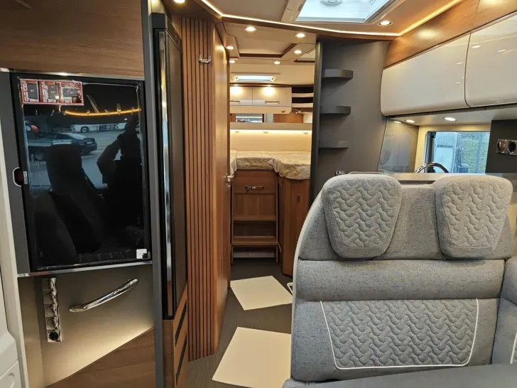 Fahrzeugbild Carthago C2-tourer I 145 RB LE comfort Mercedes #19