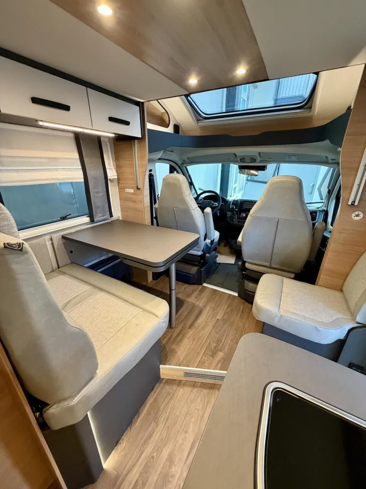 Fahrzeugbild Knaus L!VE WAVE BLACK SELECTION 650 MEG #6