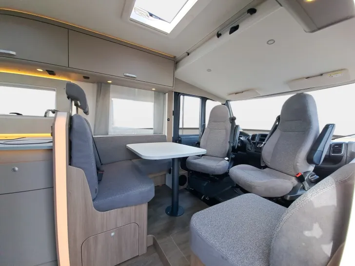 Fahrzeugbild Carado I 447 Pro+, Aut., 4.400 kg, Solar, LTE, TV #7
