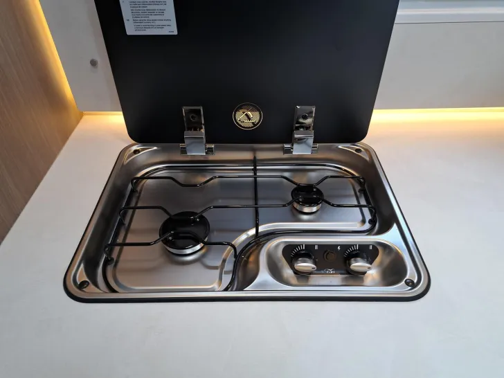 Fahrzeugbild Carado I 447 Pro+, Aut., 4.400 kg, Solar, LTE, TV #12