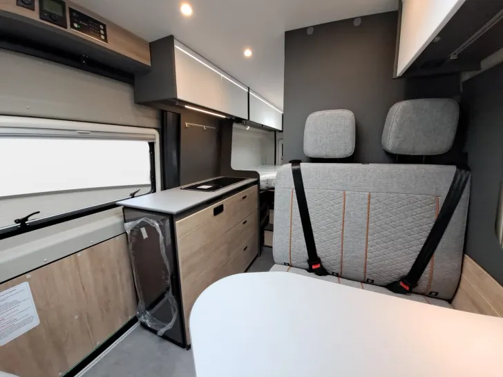 Fahrzeugbild Dethleffs Globetrail 75K Iconic Edition 640 EK Fiat Automatik #12