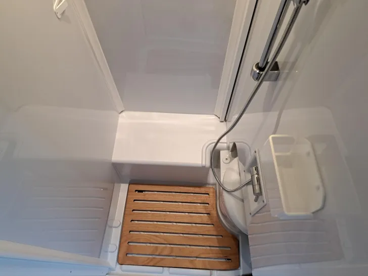 Fahrzeugbild Dethleffs Globebus Camp Active T 4 Chassispaket #15