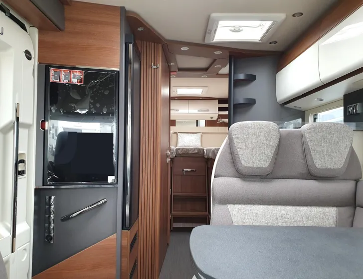 Fahrzeugbild Carthago C2-tourer I 145 RB LE comfort Mercedes #9