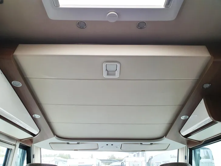 Fahrzeugbild Carthago C2-tourer I 145 RB LE comfort Mercedes #12