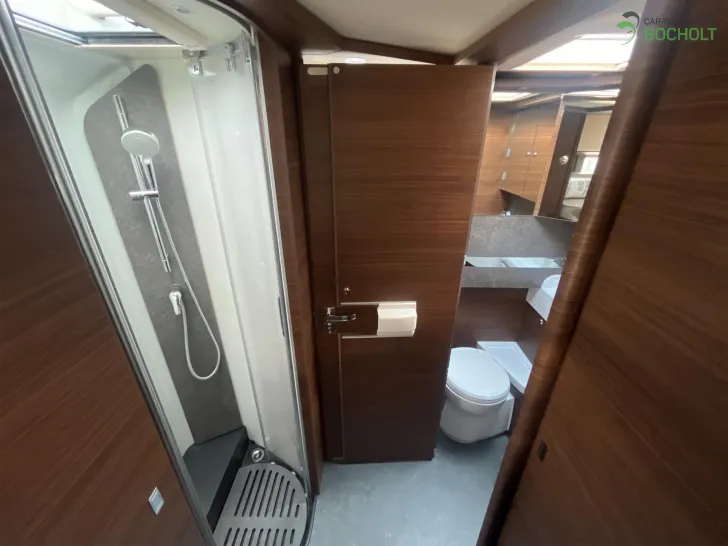 Fahrzeugbild Carthago chic c-line I 4.9 LE L Polar-Paket ALDE #16