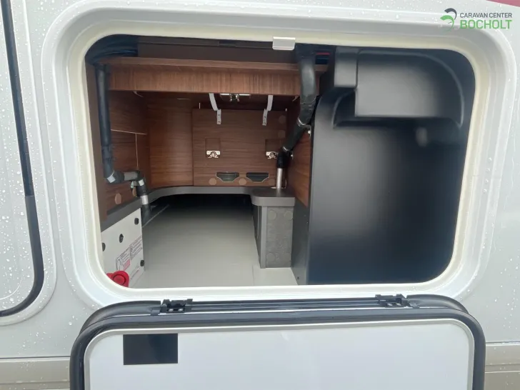 Fahrzeugbild Carthago chic c-line I 4.9 LE L Polar-Paket ALDE #17