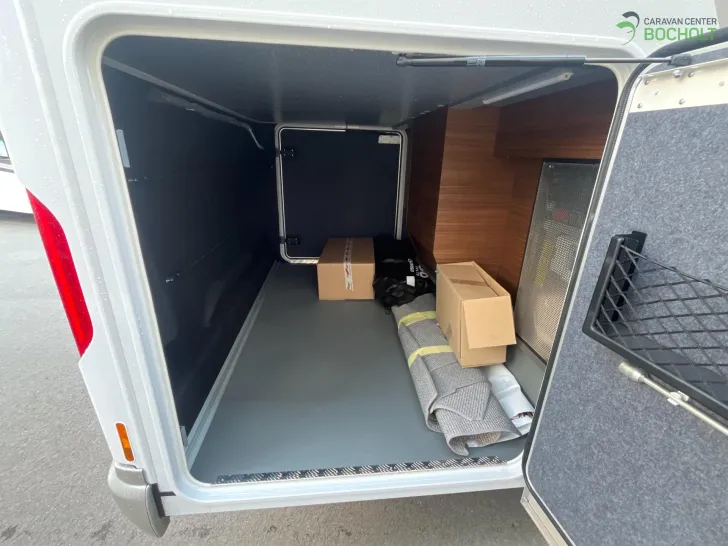 Fahrzeugbild Carthago chic c-line I 4.9 LE L Polar-Paket ALDE #19