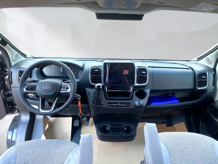 Fahrzeugbild Carado pro CV 540 !!! Top‑Preis Garantie !!! #8