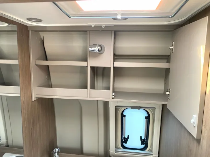 Fahrzeugbild Carado pro CV 540 !!! Top‑Preis Garantie !!! #14