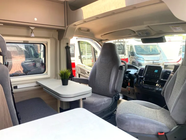 Fahrzeugbild Carado pro CV 540 !!! Top‑Preis Garantie !!! #17