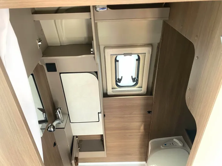 Fahrzeugbild Carado pro CV 541 !!! Top‑Preis Garantie !!! #15