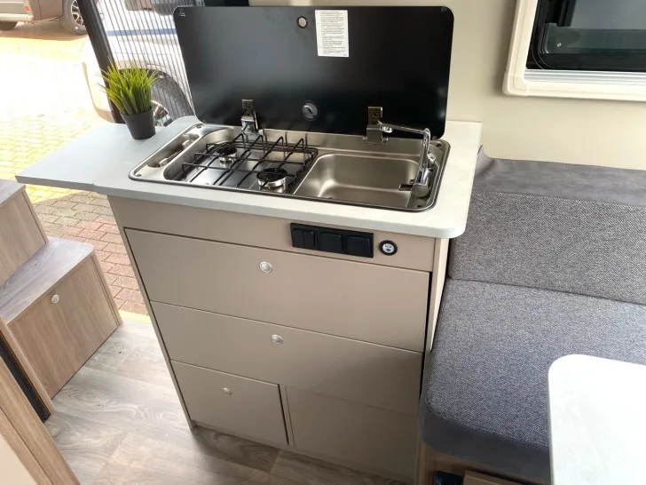 Fahrzeugbild Carado pro CV 541 !!! Top‑Preis Garantie !!! #12