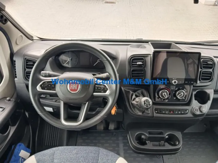 Fahrzeugbild Weinsberg CaraHome 550 MG Markise Styling #4