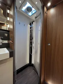 Fahrzeugbild Carthago chic e-line I 61 XL LE Mercedes (330) #42