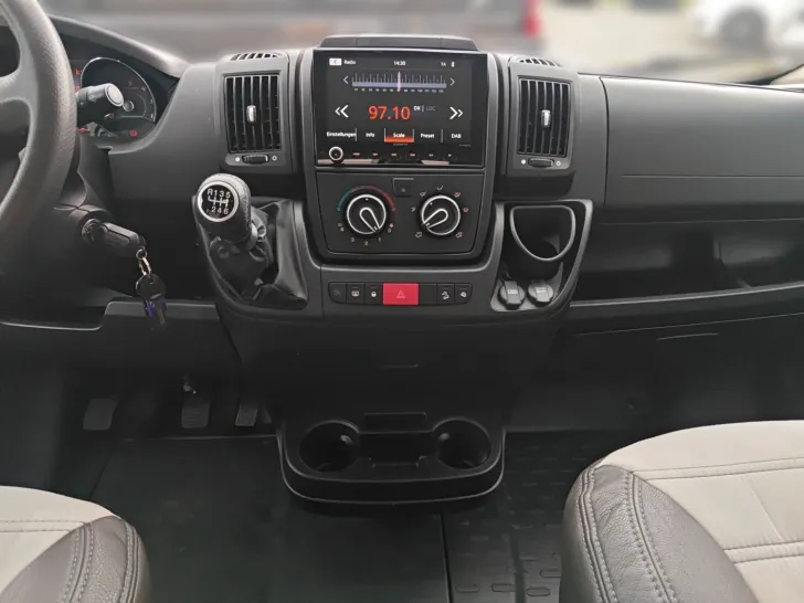 Fahrzeugbild Sunlight Adventure Cliff 600 #9