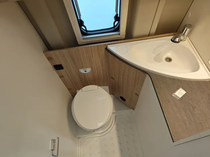 Fahrzeugbild Sunlight Adventure Cliff 600 #15