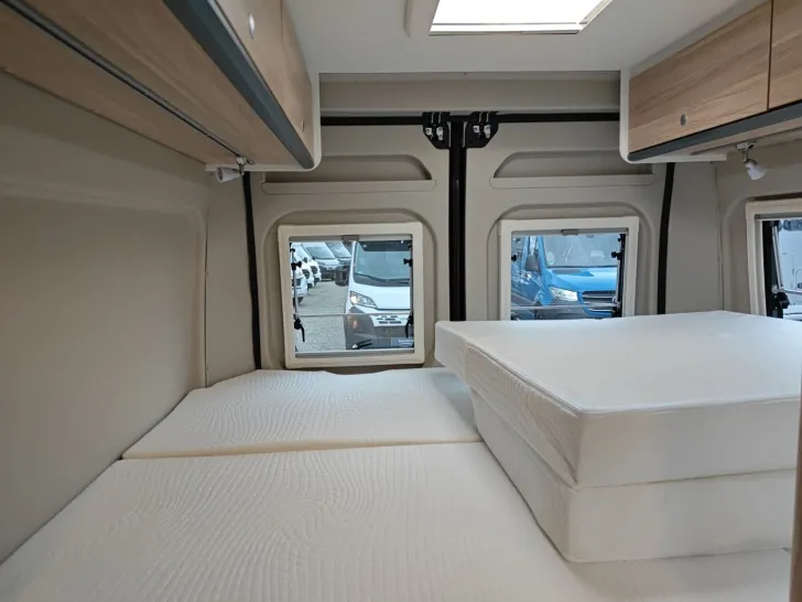 Fahrzeugbild Sunlight Adventure Cliff 600 #16