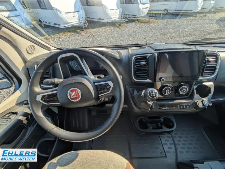 Fahrzeugbild LMC Cruiser V 646 G Markise/GFK/Alu/Navi/Kamera #6