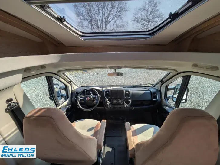 Fahrzeugbild LMC Cruiser V 646 G Markise/GFK/Alu/Navi/Kamera #7