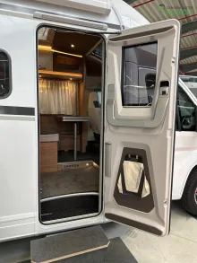Fahrzeugbild Weinsberg CaraSuite 650 MEG Sondermodell 30 Jahre Caravan-Center #8