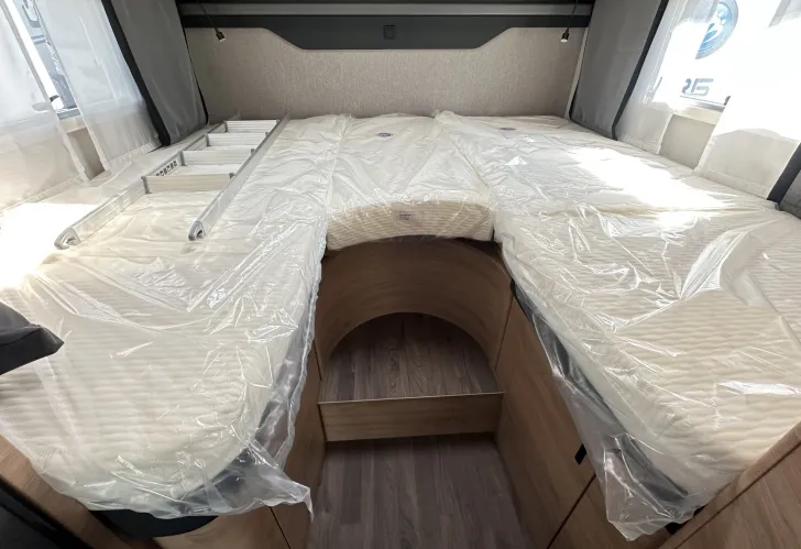 Fahrzeugbild Knaus L!VE WAVE 650 MEG Black Selection BLACK SELECTION ; Live Wave #15