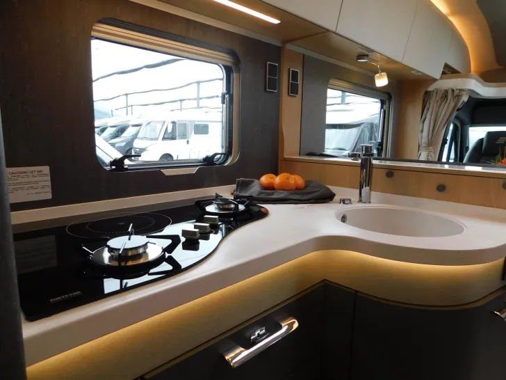 Fahrzeugbild Hymer B-Klasse ML T BlackLine 780 Arktis+Lithiumpaket #21