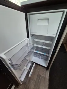 Fahrzeugbild Carado CV600 PRO+*Automatik*Schwenkbad* #17