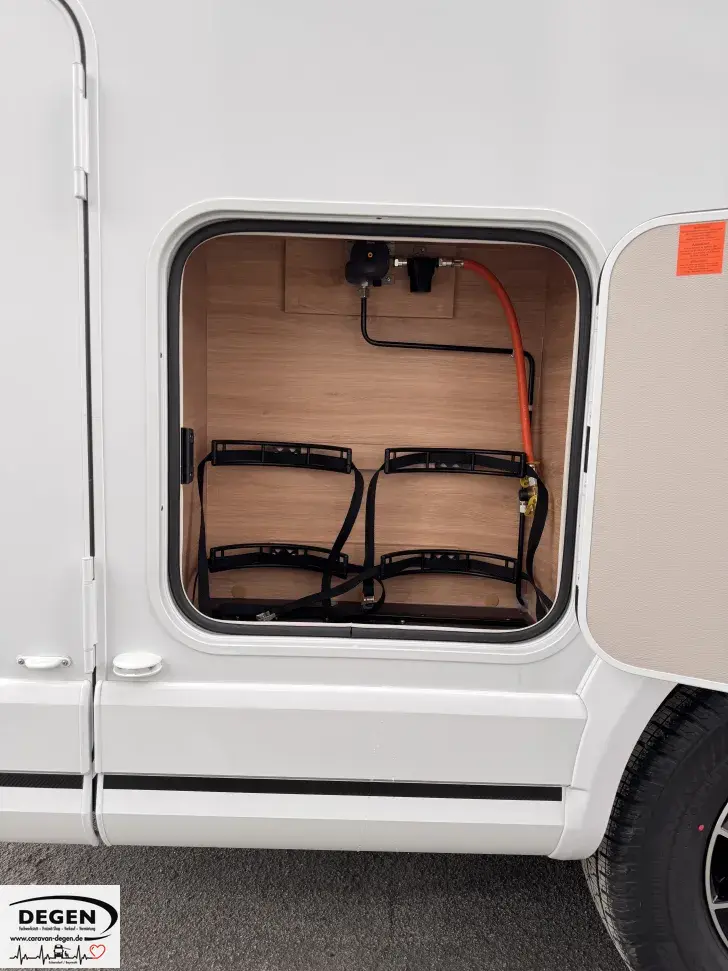 Fahrzeugbild Knaus L!VE WAVE 650 MEG Platinum Selection Abstandstempomat, Rahmenfenste #8
