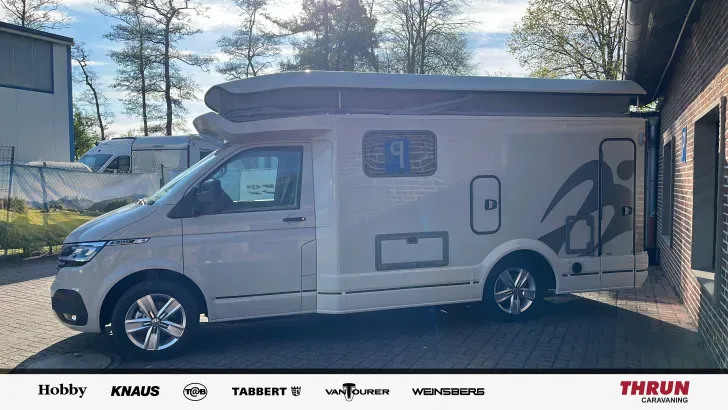 Seitlich Knaus Tourer CUV 500 LT CUVISION Autom.*Assistenzsys*3,5*