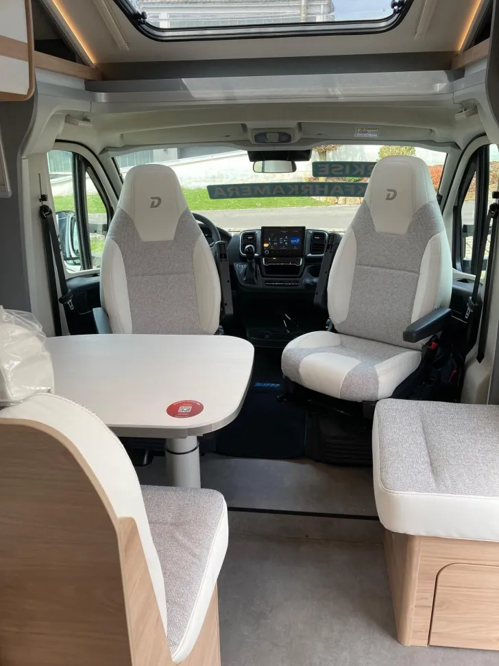 Fahrzeugbild Dethleffs Just Camp T 7052 EB Hubbett/AT/ #6