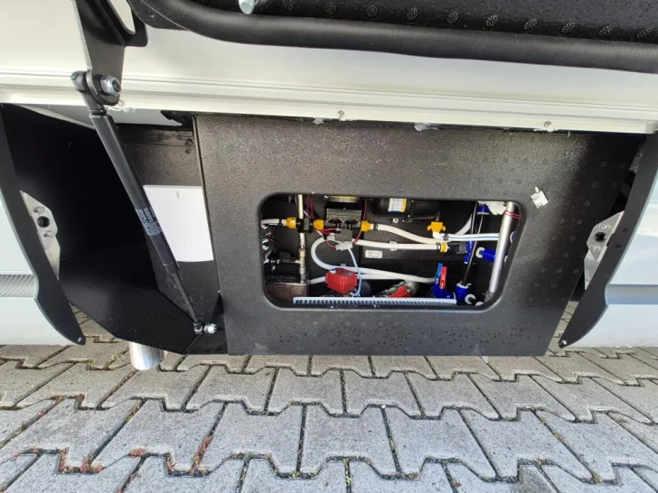 Fahrzeugbild Niesmann + Bischoff iSmove 6.9 E #22