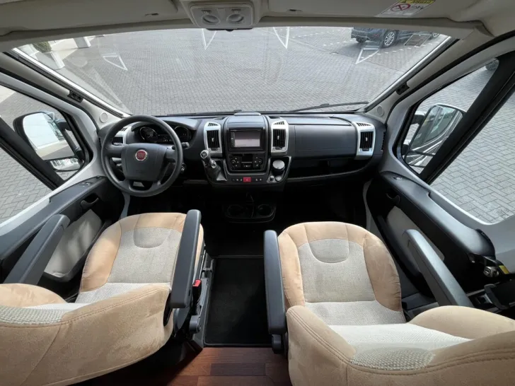 Fahrzeugbild Malibu Van 600 #16