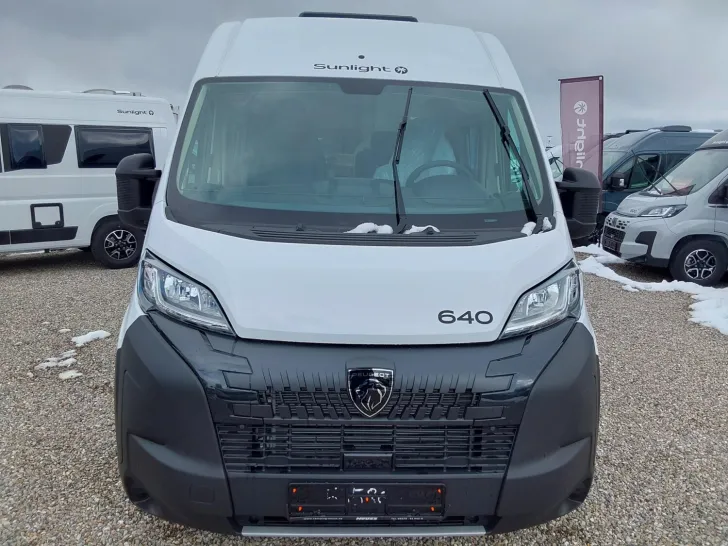 Fahrzeugbild Sunlight Cliff 640 Peugeot #3