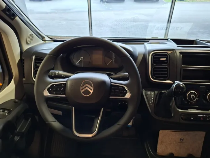 Fahrzeugbild Carado T 338s #10