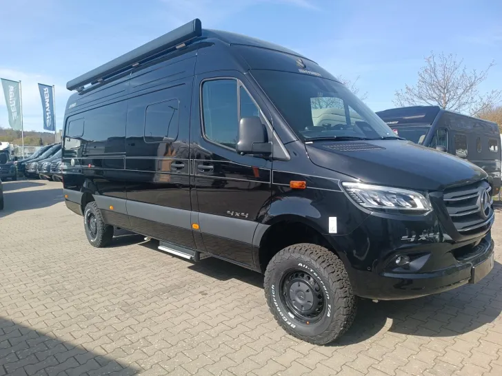 Fahrzeugbild Hymer Grand Canyon S 700 #1