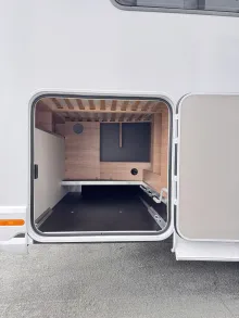 Fahrzeugbild Knaus L!VE WAVE 650 MF Platinum Selection Abstandstempomat,Rahmenfenster #7