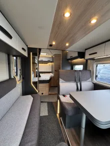 Fahrzeugbild Knaus L!VE WAVE 650 MF Platinum Selection Abstandstempomat,Rahmenfenster #12
