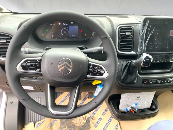 Fahrzeugbild Carado T 328 !!! Top‑Preis Garantie !!! #8