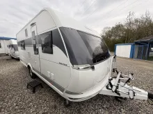 Fahrzeugbild Hobby Prestige 560 WFU *Junger Gebrauchter mit Mover* #1