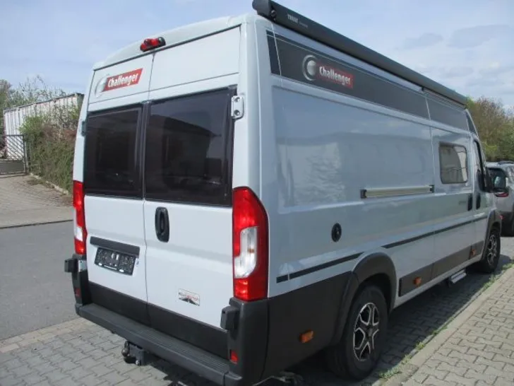 Fahrzeugbild Challenger Van Sport Edition V210 #6