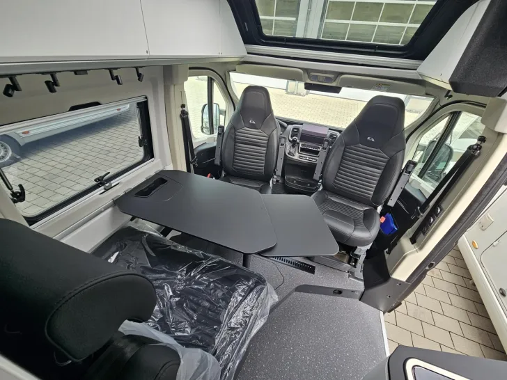 Fahrzeugbild Adria Twin Selection 640 SLB Leder|Schwarz-metallic #7